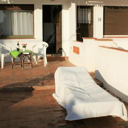 Apartment Canyelles Petites Roses